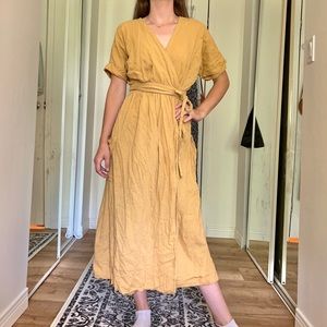 THE UO linen wrap dress